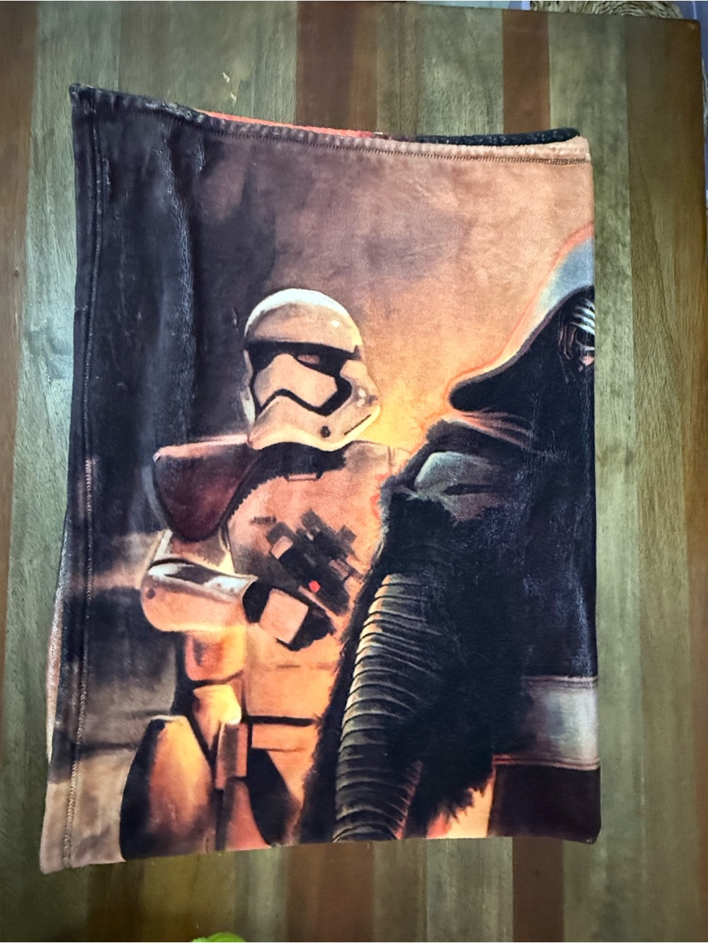 Star Wars Kylo Ren Silk Touch Throw Blanket 60x80 First Order EUC - Picture 2 of 8